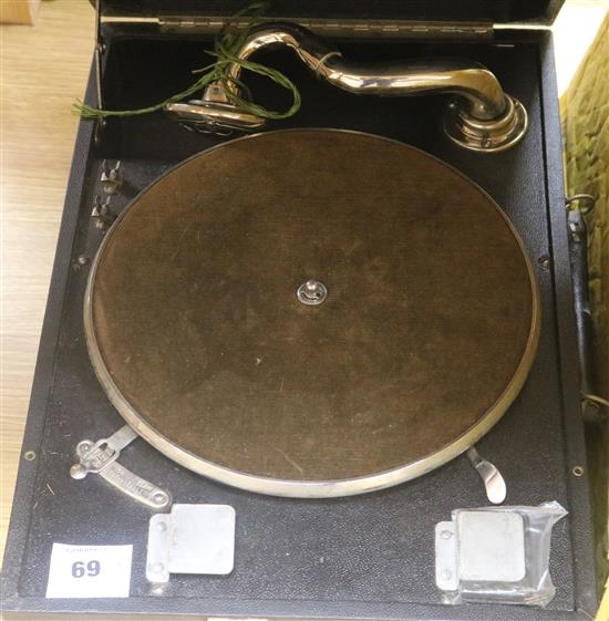 A gramophone and record